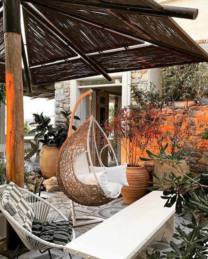 Speires Suites Irakleia  Exterior foto