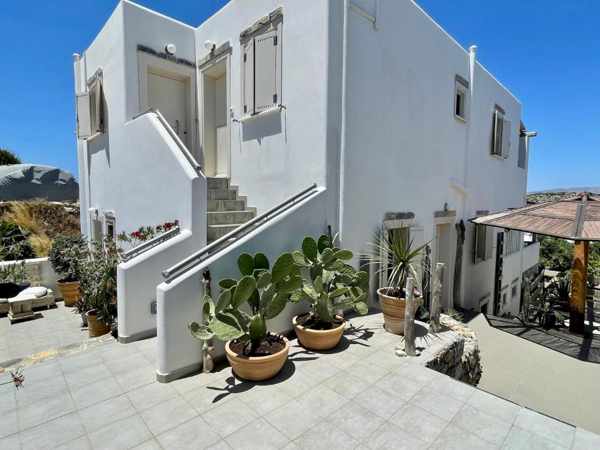 Speires Suites Irakleia  Exterior foto